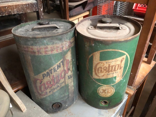 Large Oil Cans 