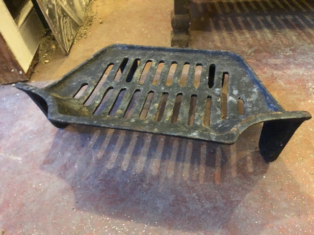 Fire grates - various sizes and styles always in stock.