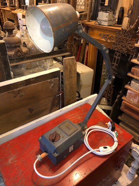 MEMlite industrial worklite on original power box.
