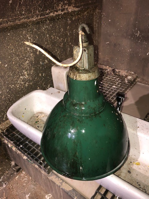 Industrial enamel light fitting - 16