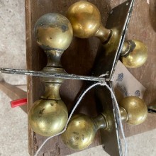 Round Victorian brass door handles on plates - 6 pairs
