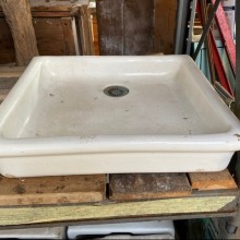 Shallow butler sink - very unusual
