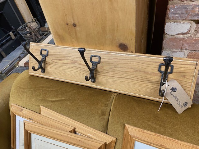Coat hooks - vintage pine with school label types