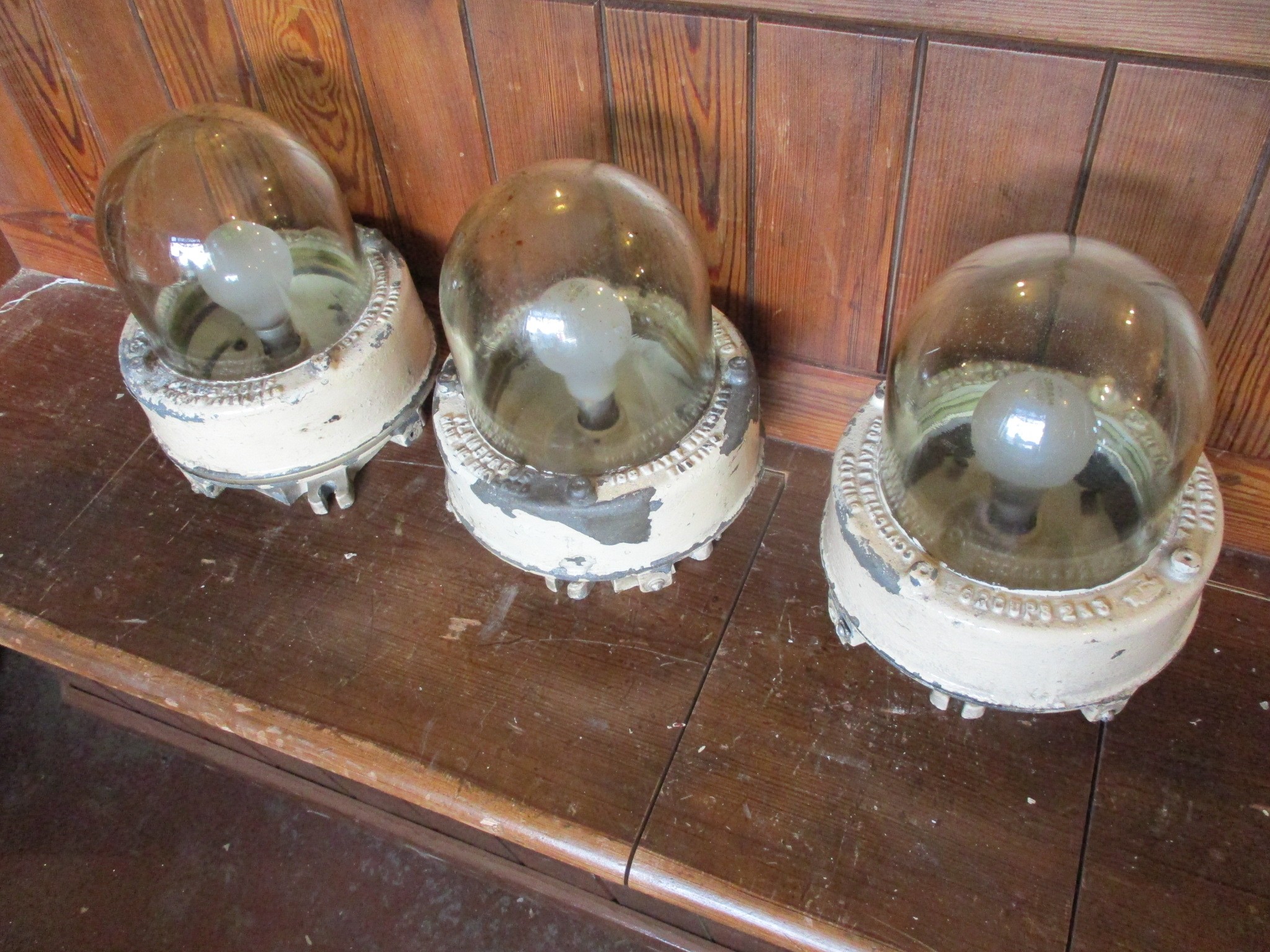 Explosion proof industrial light fittings