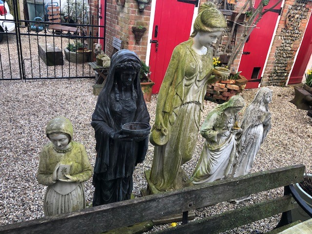 Statues - varying always available