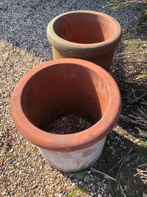 Chimney pots - 1ft round red ones
