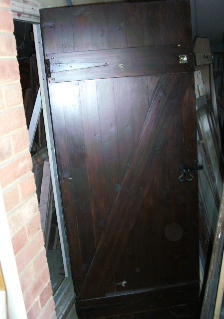 Set of 15 assorted sized matching ledged and braced doors - some SOLD