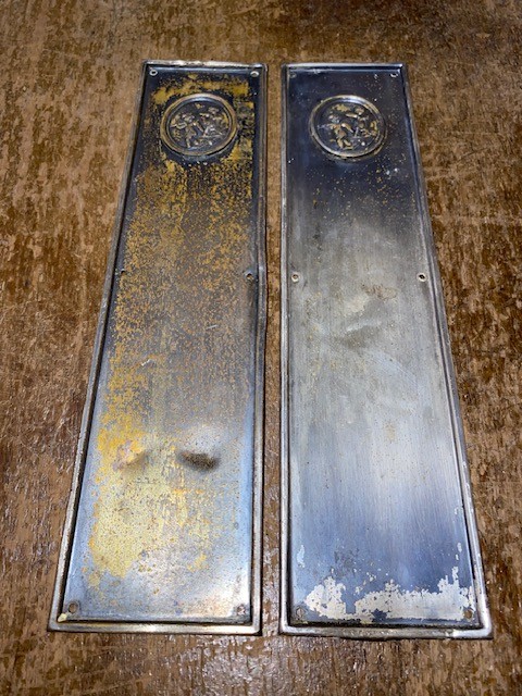 Fingerplates - unusual French artist designed.