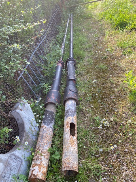 Lamp-posts - always in stock - 214inch x 8-3inch dia