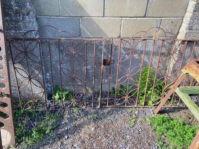 Gates - decorative driveway 8ftx3ft