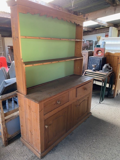 Dresser - Large - pending refurbishment.