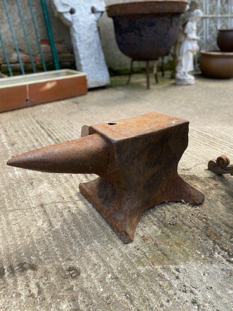 Anvil - decorative use only