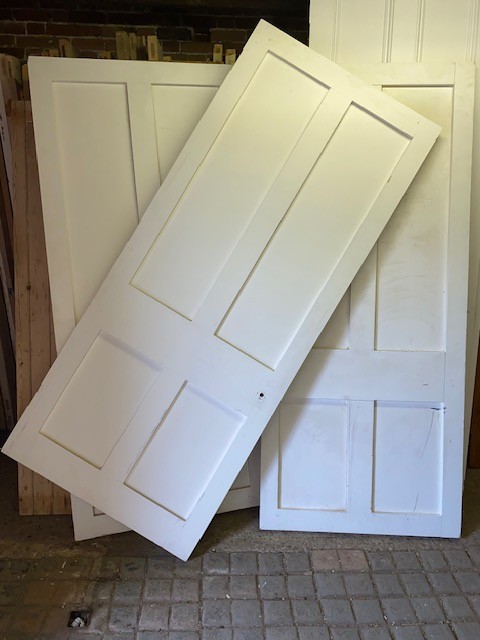 Set of 3off 4-panel doors 34