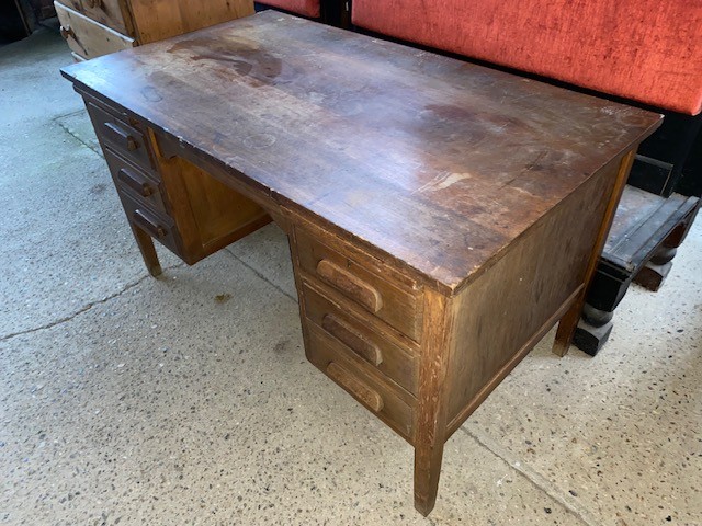 Office desk - oak 